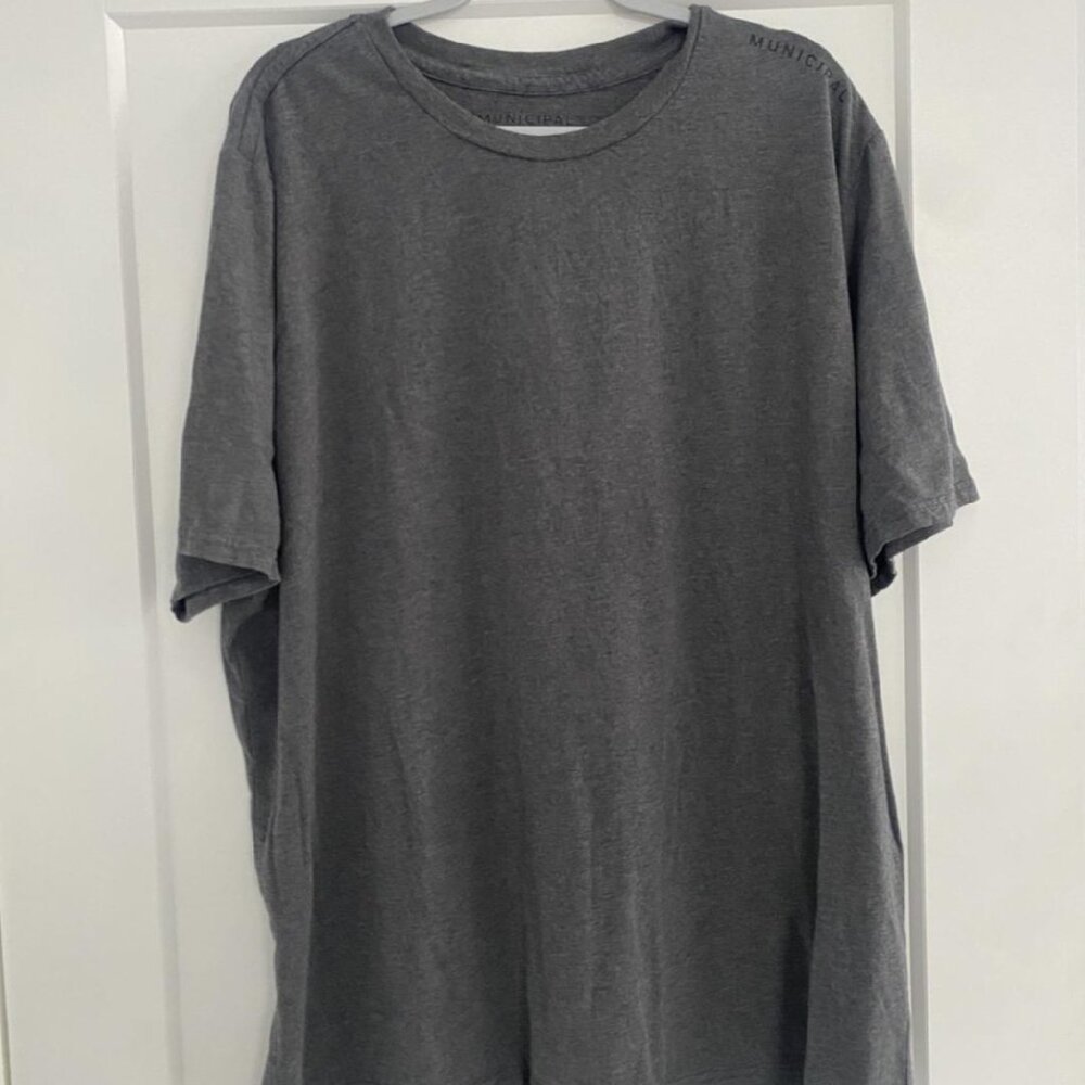 MUNICIPAL Men’s Sport Utility Gear T-Shirt – Gray – Size 3XL